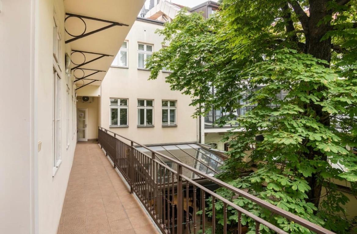 Apartment Stepanska Praag Buitenkant foto