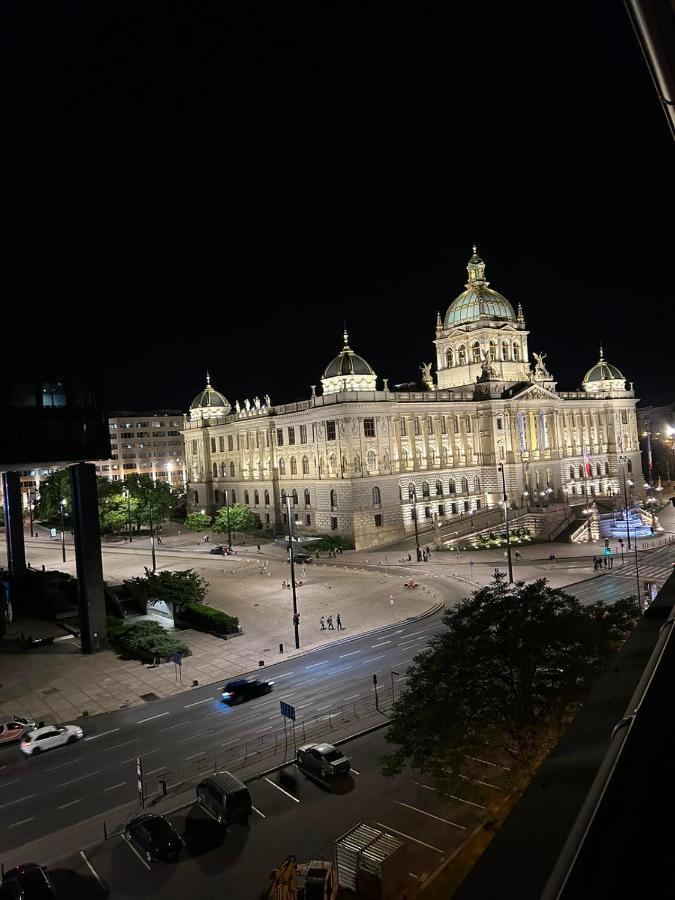 Apartment Stepanska Praag Buitenkant foto