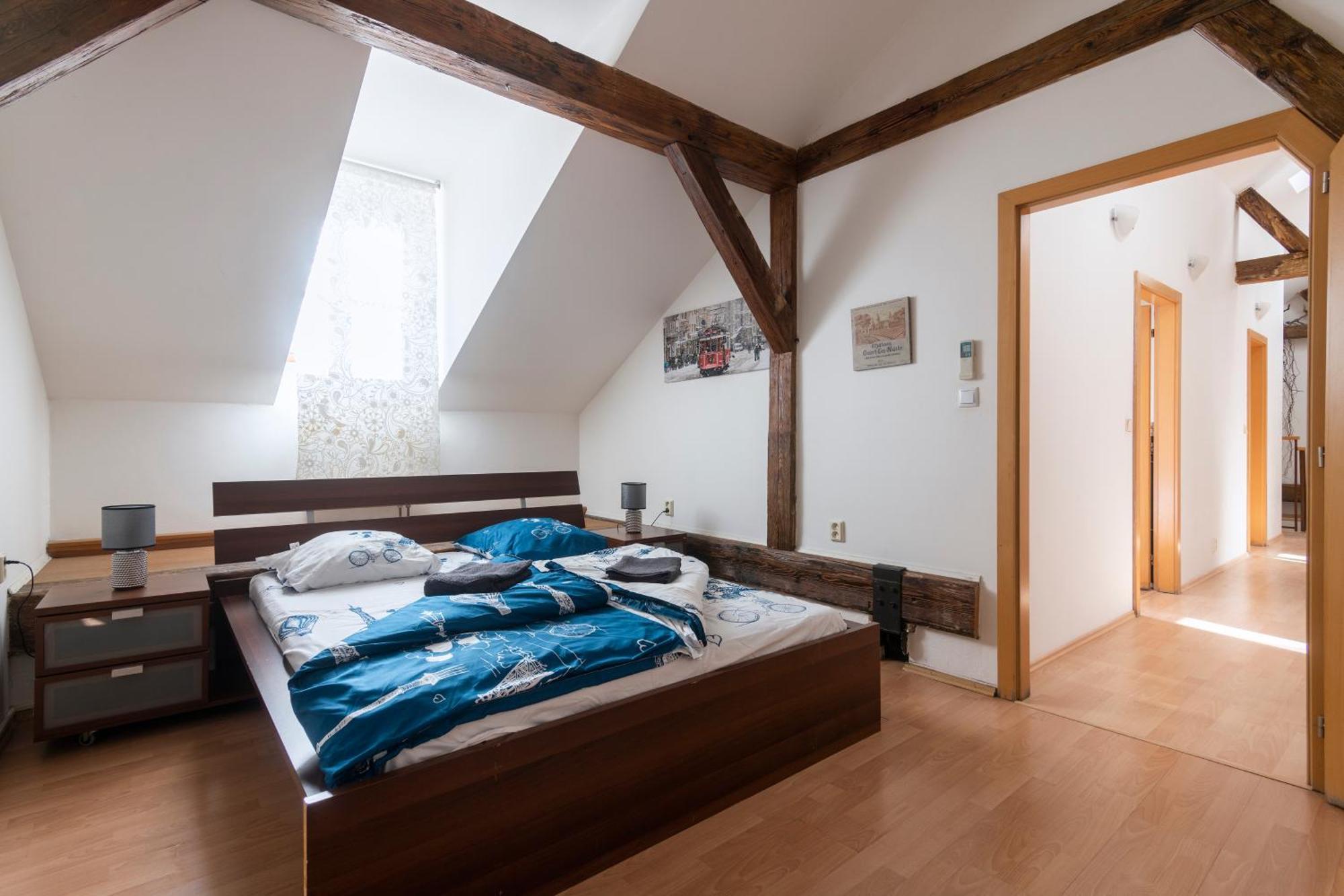 Apartment Stepanska Praag Buitenkant foto