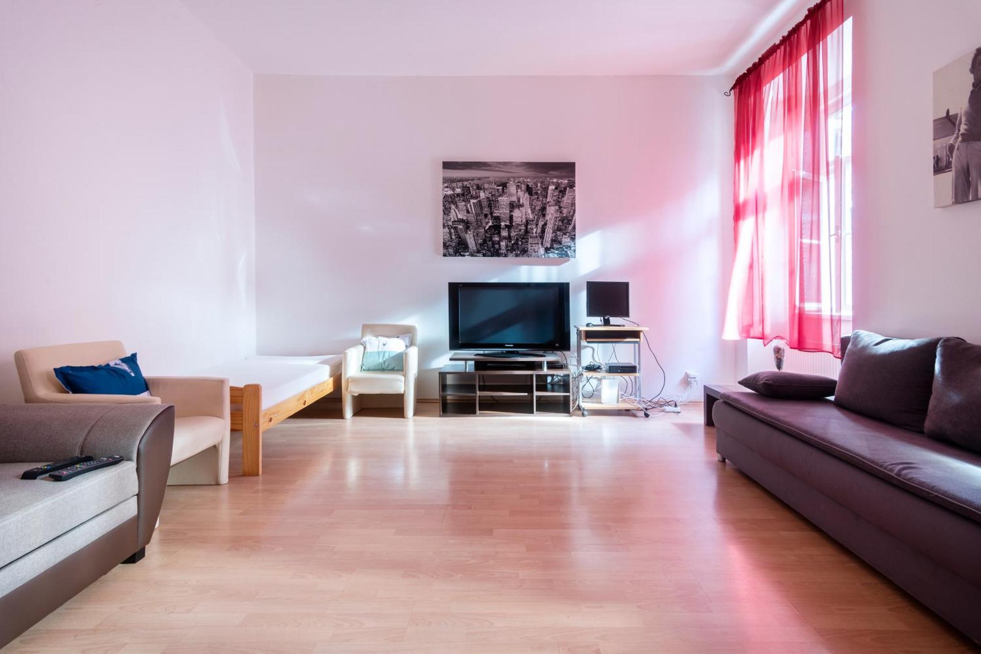 Apartment Stepanska Praag Buitenkant foto