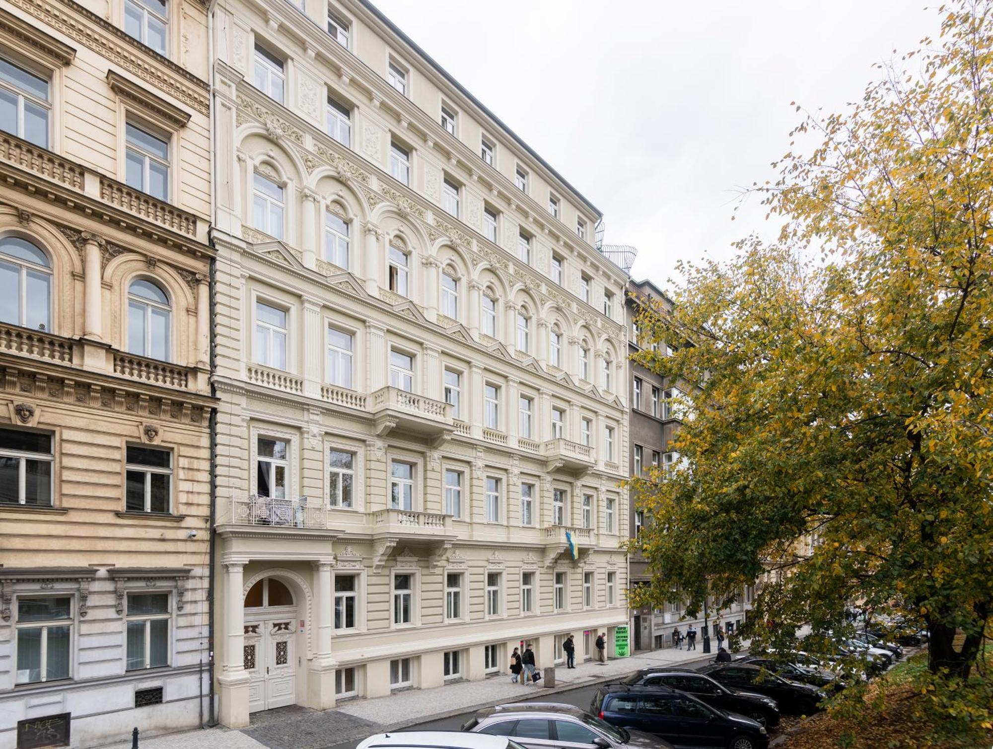 Apartment Stepanska Praag Buitenkant foto
