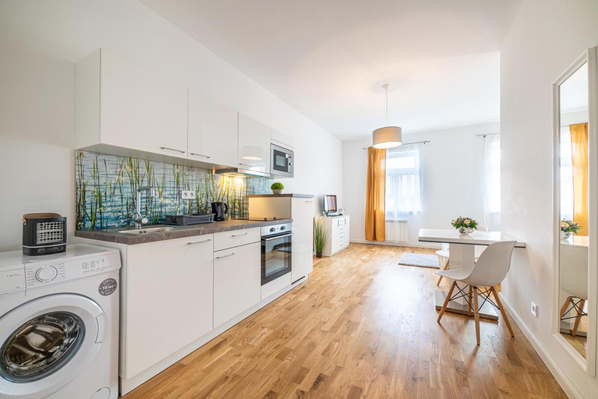 Apartment Stepanska Praag Buitenkant foto