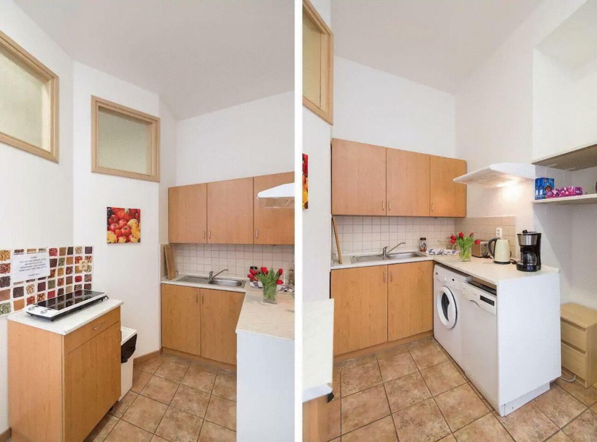 Apartment Stepanska Praag Buitenkant foto